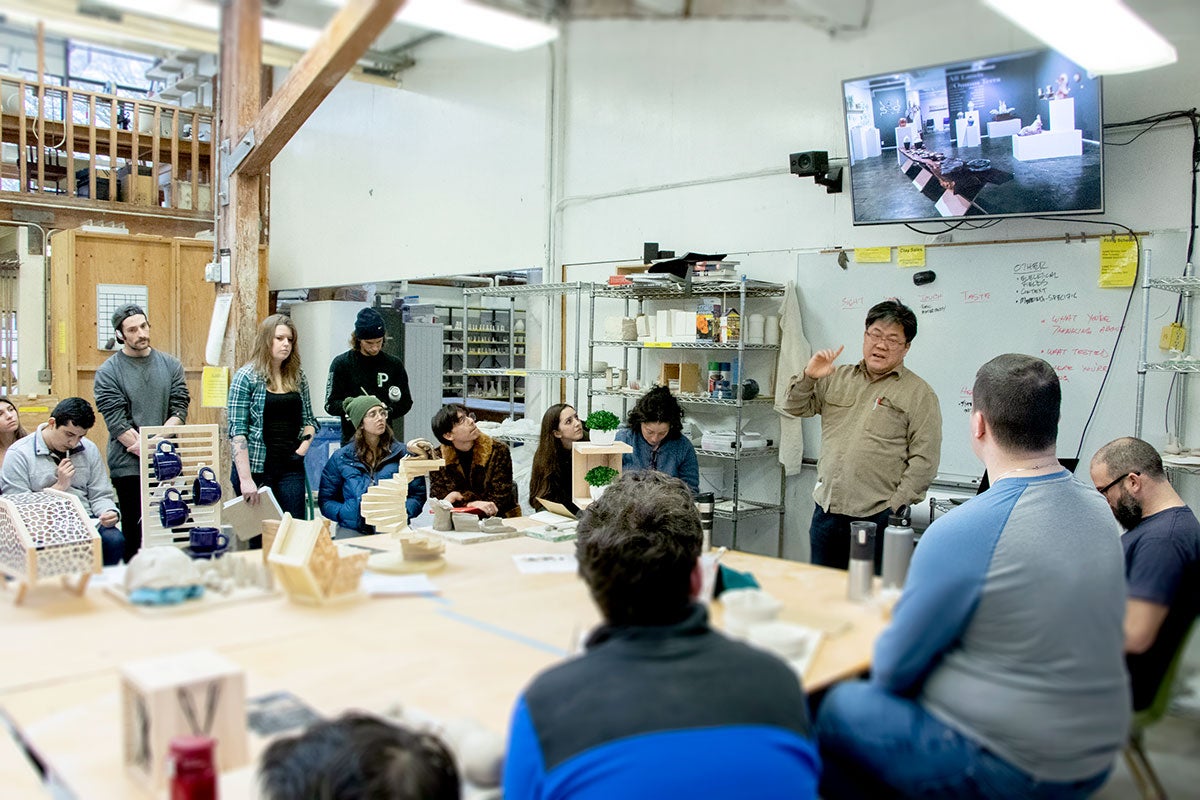 Professor Kyu-ho Ahn teaching class