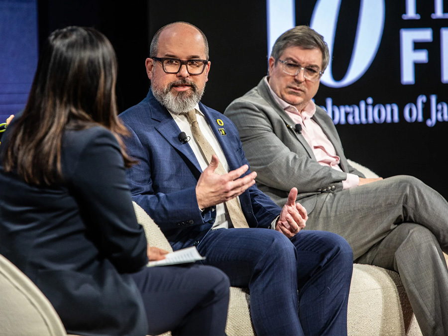 David Ewald and Damian Radcliffe of the UO's School of Journalism and Communication shared about the school's hostage diplomacy course during a recent Washington Post Live panel (Photo courtesy of The Washington Post)