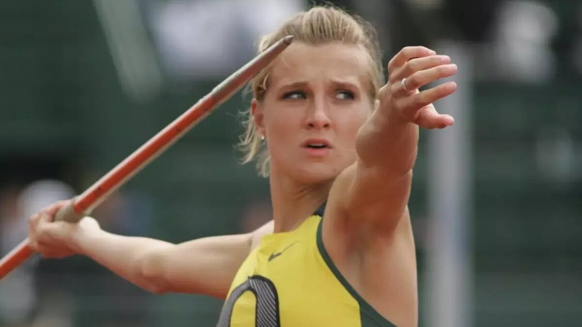 Brianne Theisen-Eaton throws a javelin.