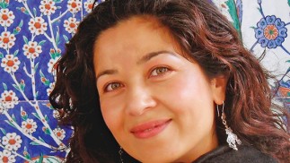 Head shot of Angela Joya