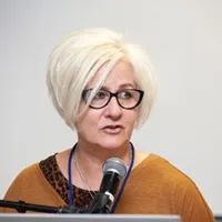 Shelley Tremain