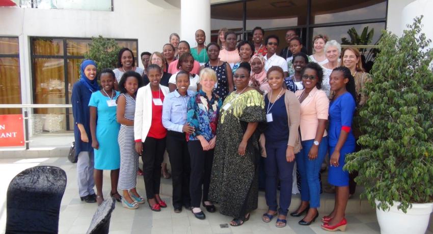 Geri Richmond with a group of participants