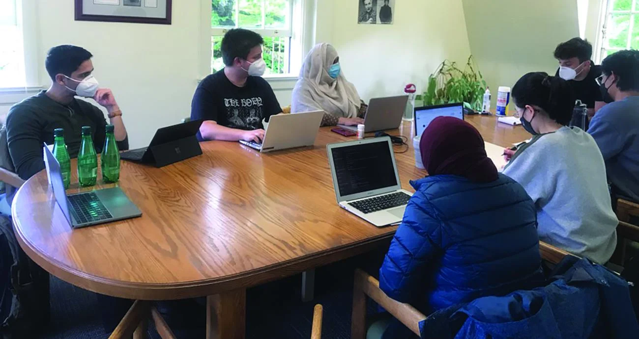 UO alumnus Baran Germen discuss new media publics and social movements with a cinema studies class.