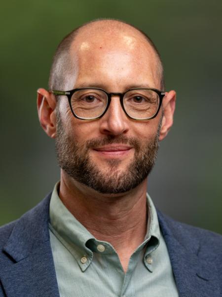 Portrait of Elliot Berkman