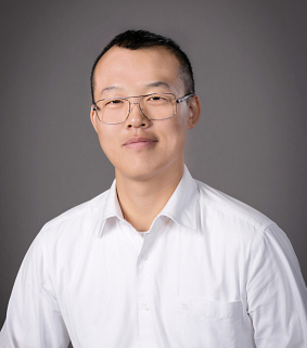 Headshot of Bruce Yuan