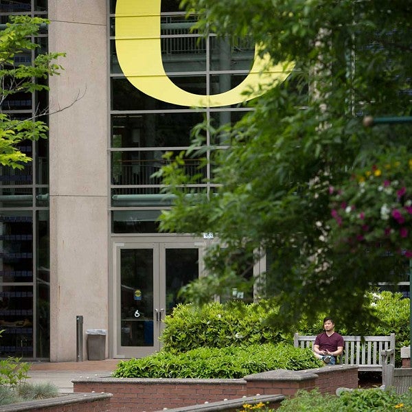 The O in front of the LIllis Business Complex 