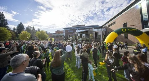 Crowd is gathered on the EMU Green