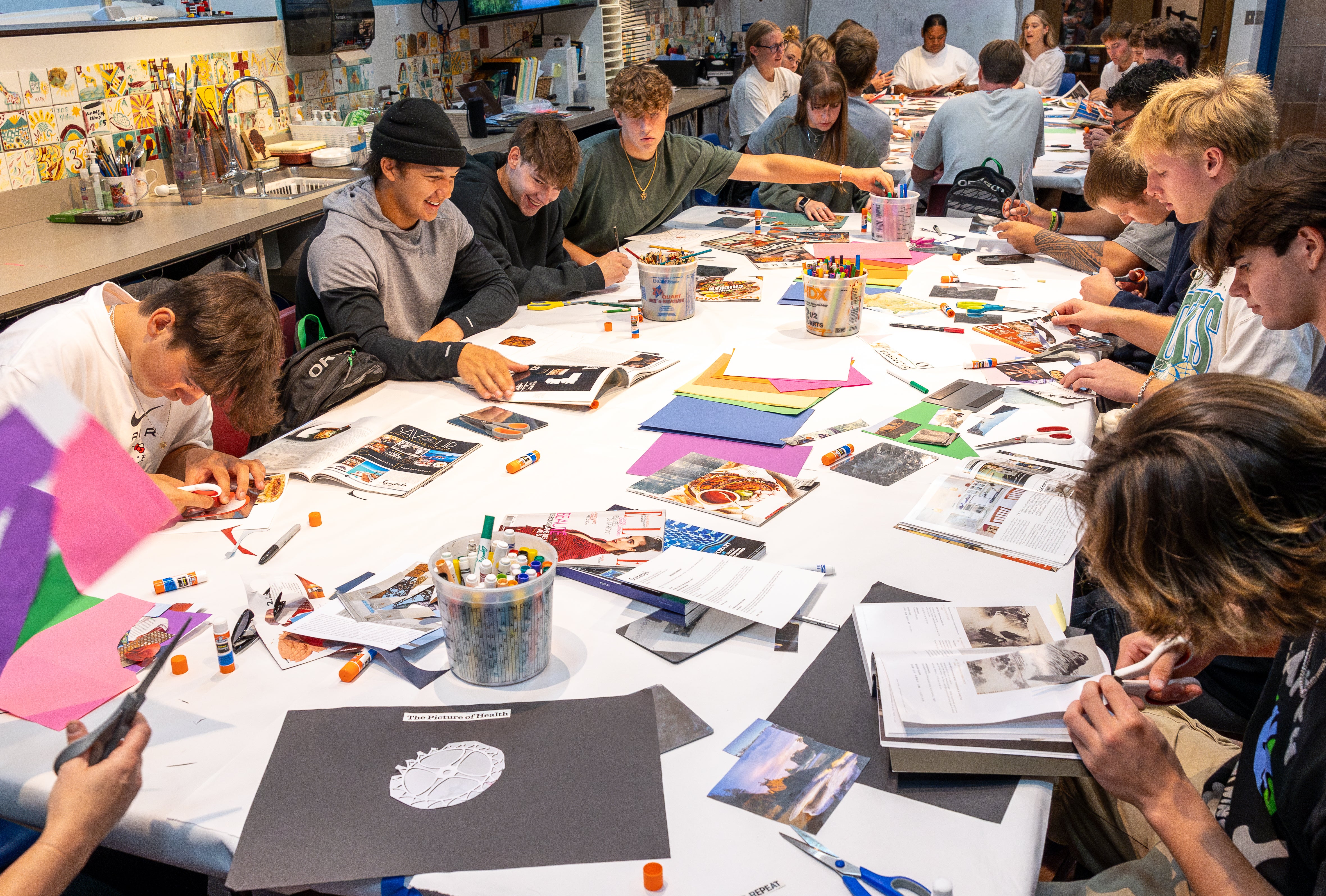 University of Oregon students create art in the JSMA Studio