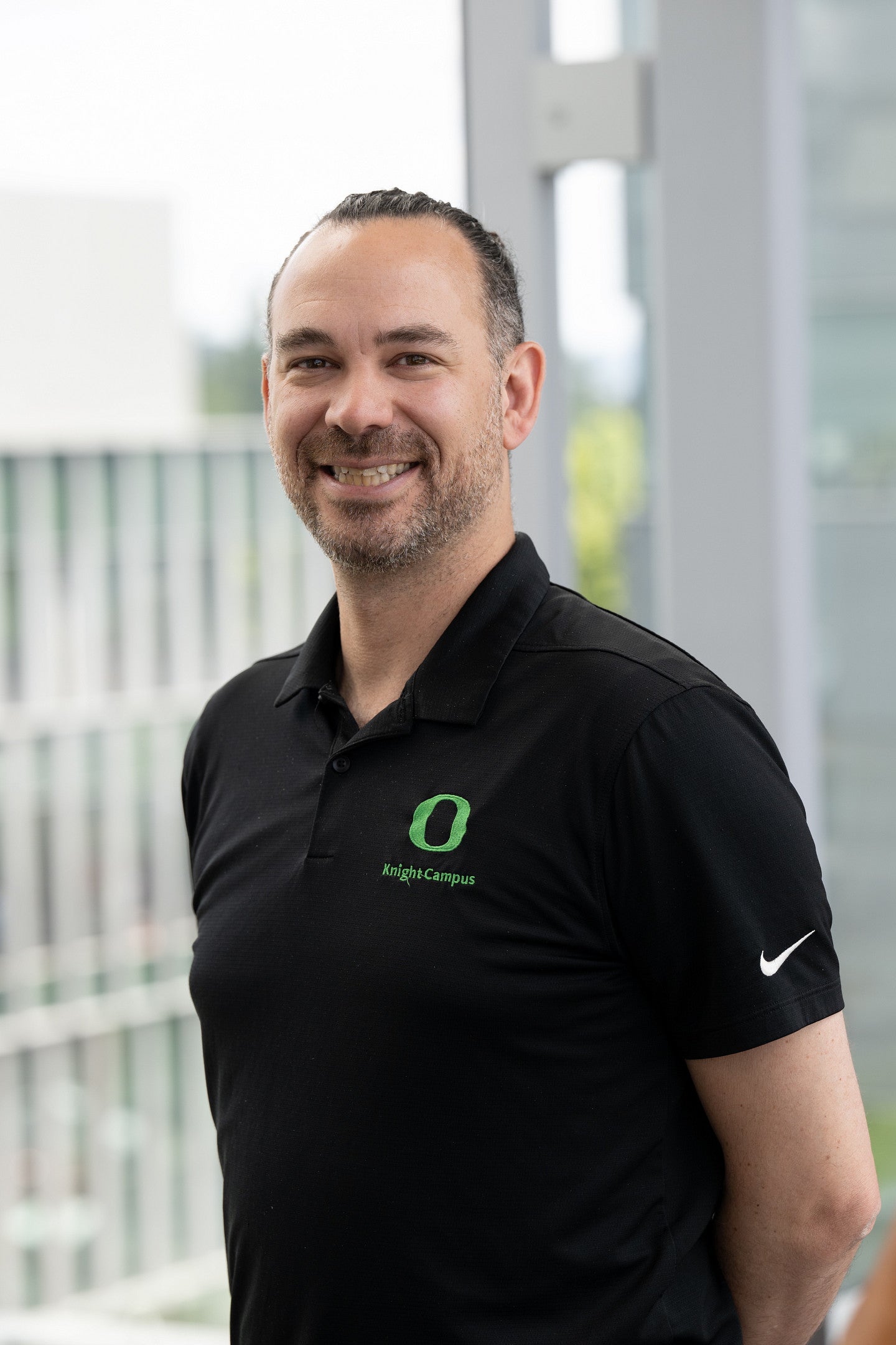 headshot of nick willett