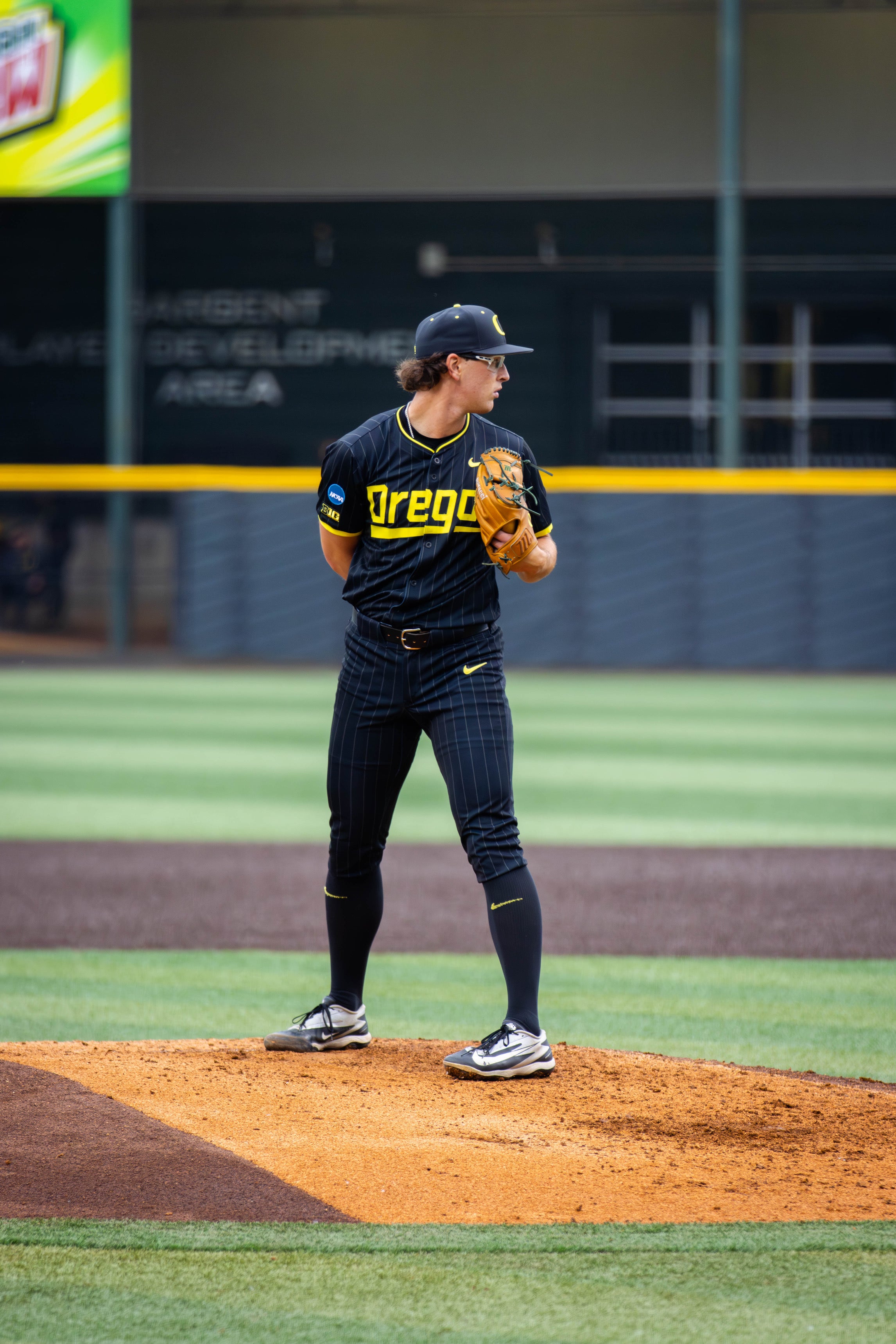 Oregon pitcher Cal Scolari takes the mound during the Ducks' Regional victory over Yale