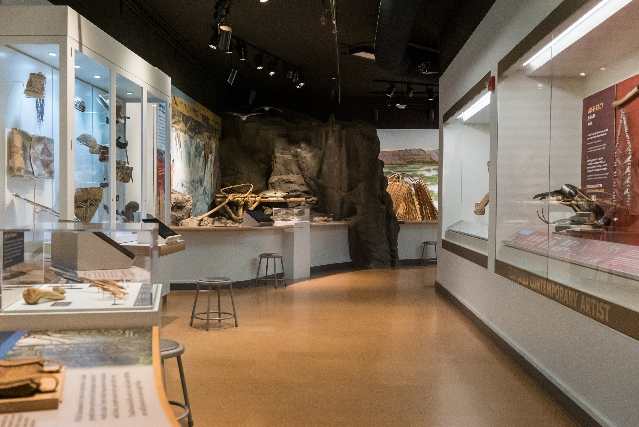 Oregon - Where Past is Present Exhibit