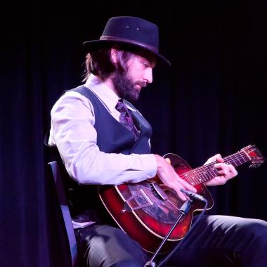 Joe performing