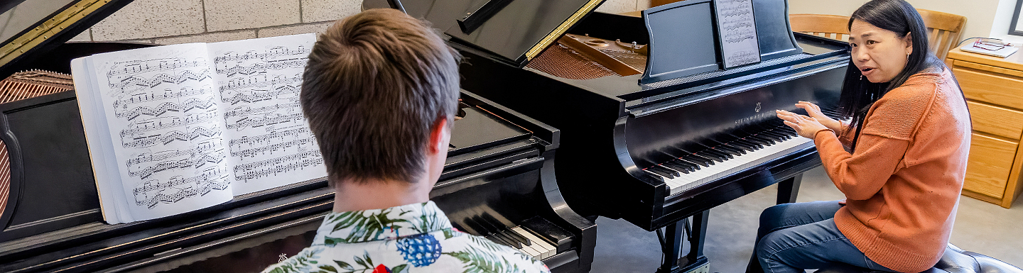 private session with piano student