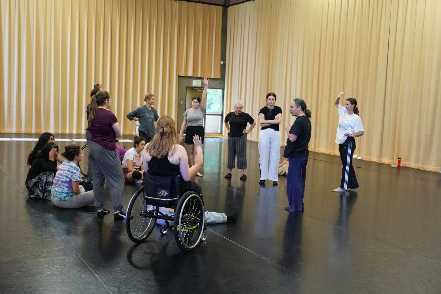 Alessi addresses DanceAbility teacher certification participants