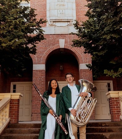 Daniel Dyer and wife Annie Liu