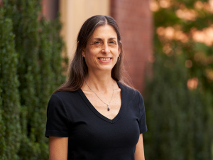 Portrait of Melynn Bates