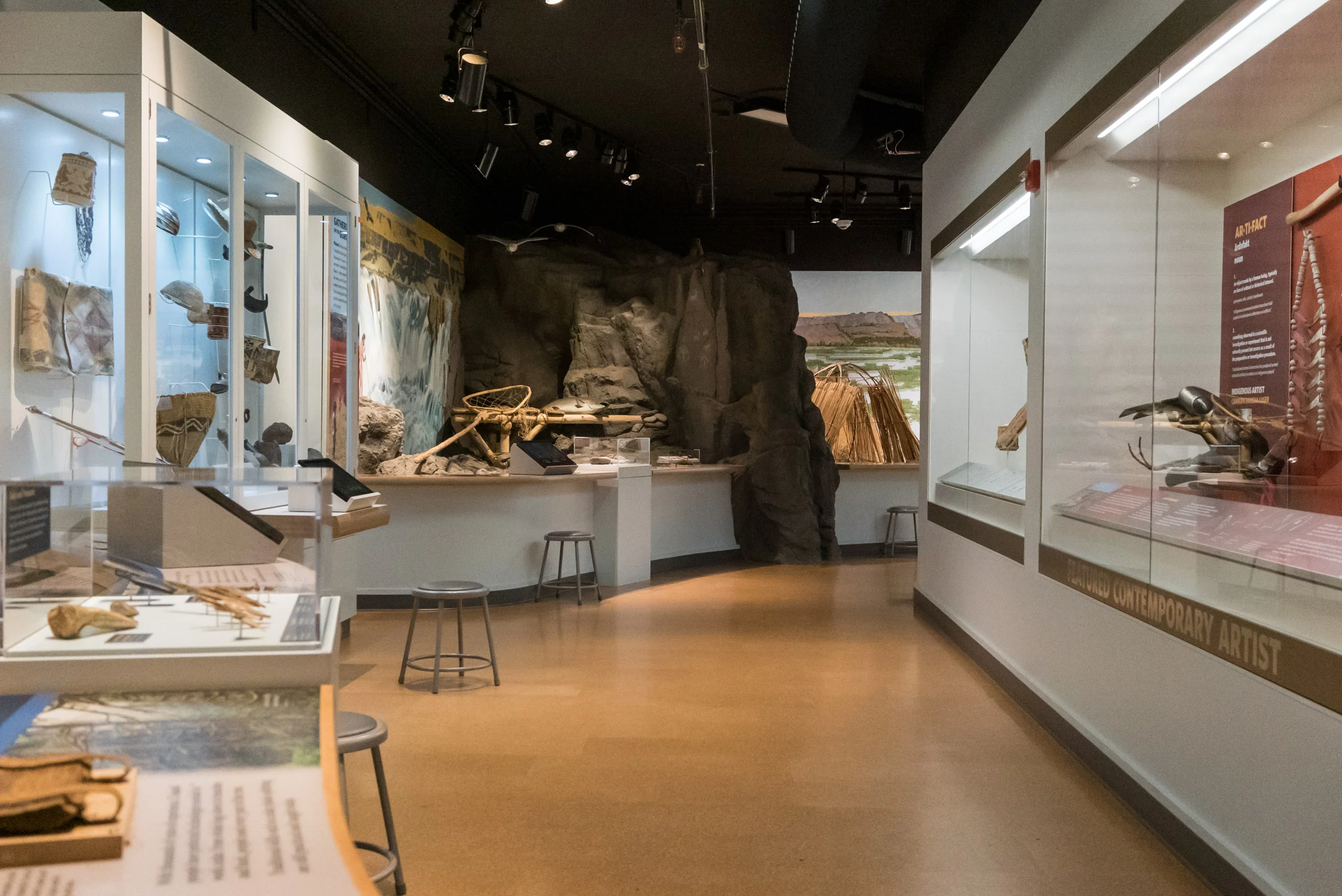 Oregon - Where Past is Present Exhibit