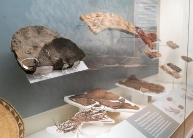 Oregon - where past is present display