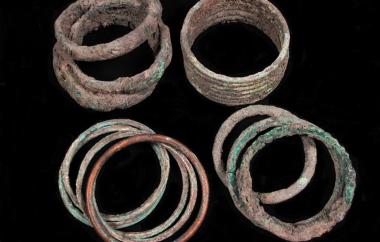 Bangles