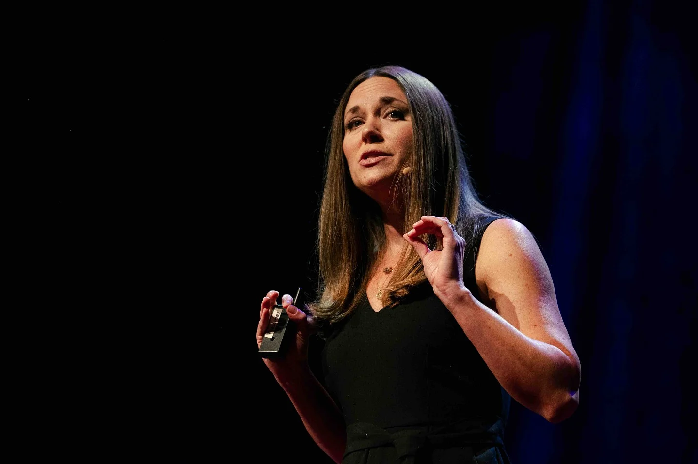 jennifer pfeifer speaks at the TEDxPortland event