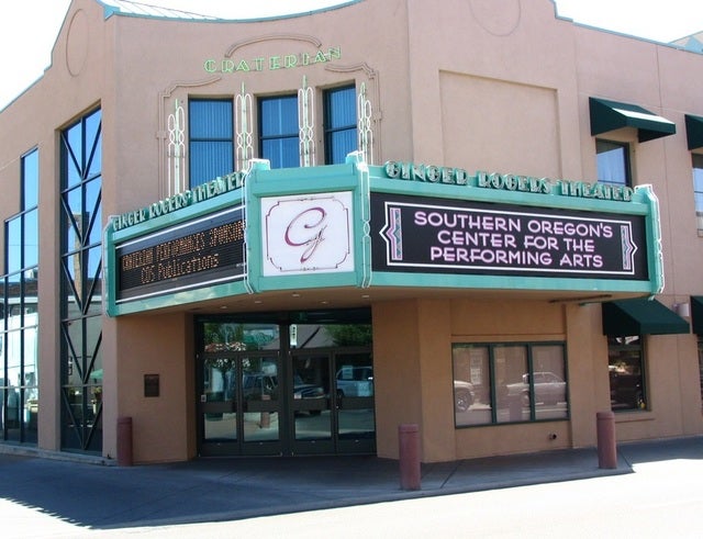 Craterian theater exterior image