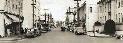 Noble Theatre streetscene, c.1930s