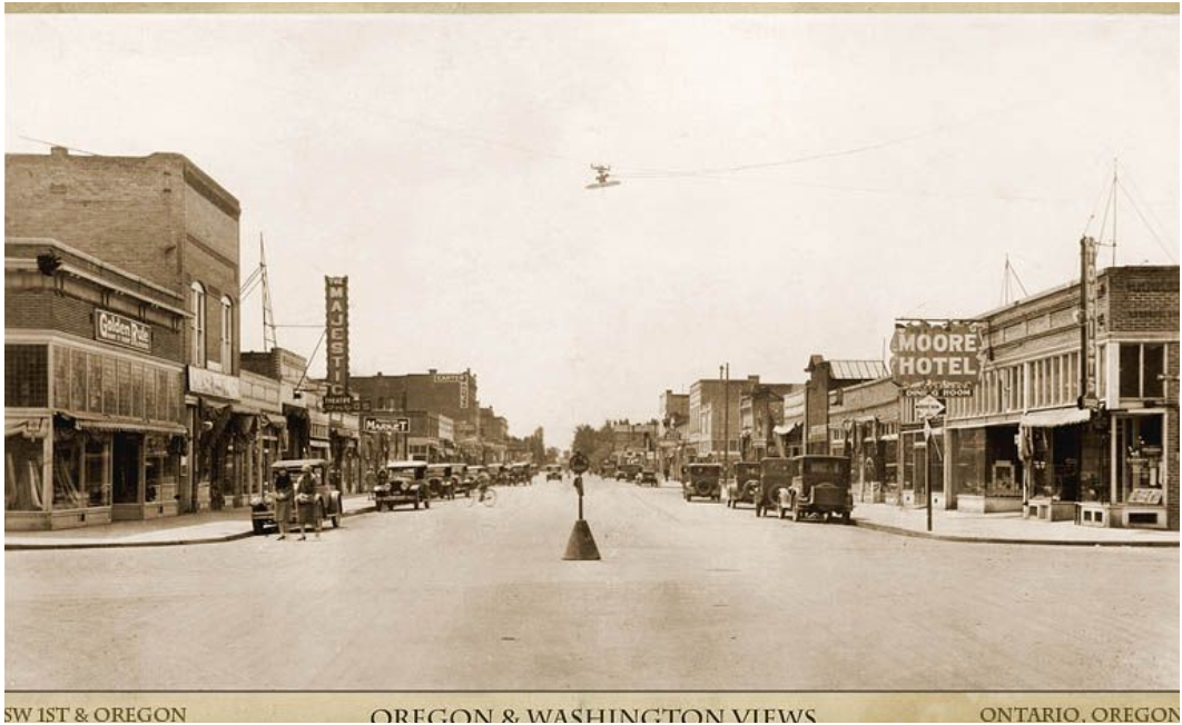 Majestic Theatre, Date Unknown, Pinterest. 