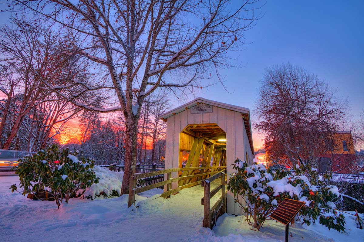 photo of a Cottage Grove covered bridge in the snow