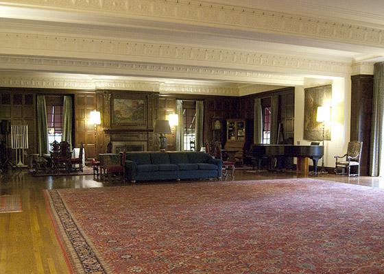 Gerlinger Lounge