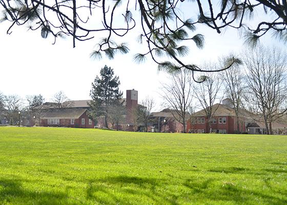 Knight Library South Lawn