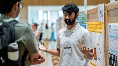 Ashish Sathya presenting poster research