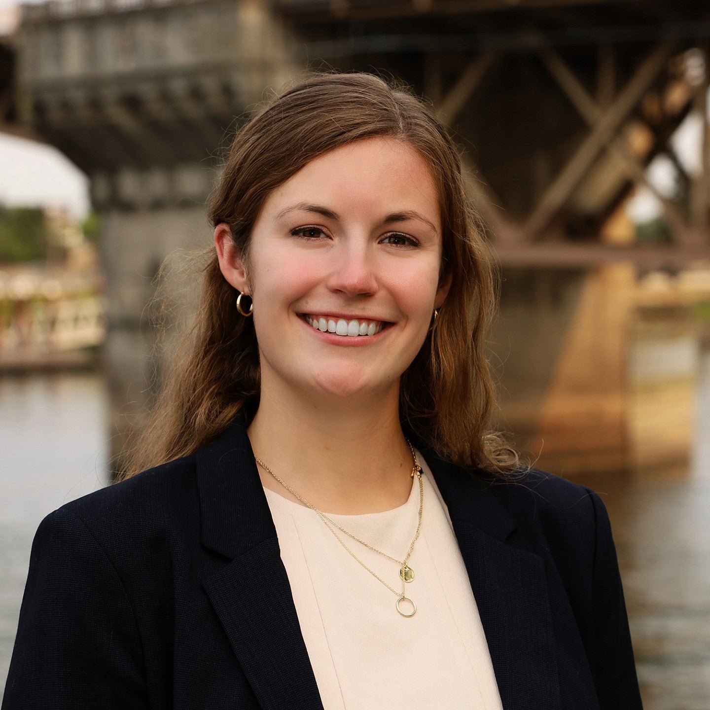 Oregon Executive MBA graduate Courtney Thompson