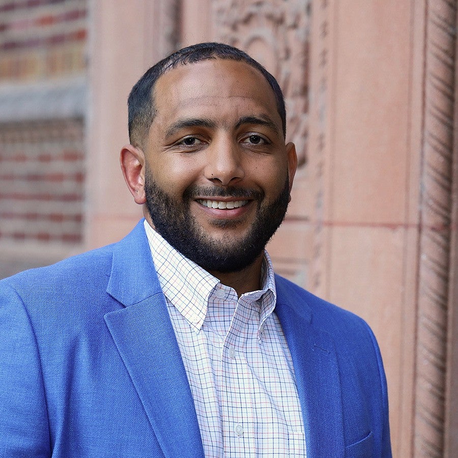 Oregon Executive MBA graduate Dallas Duncantell