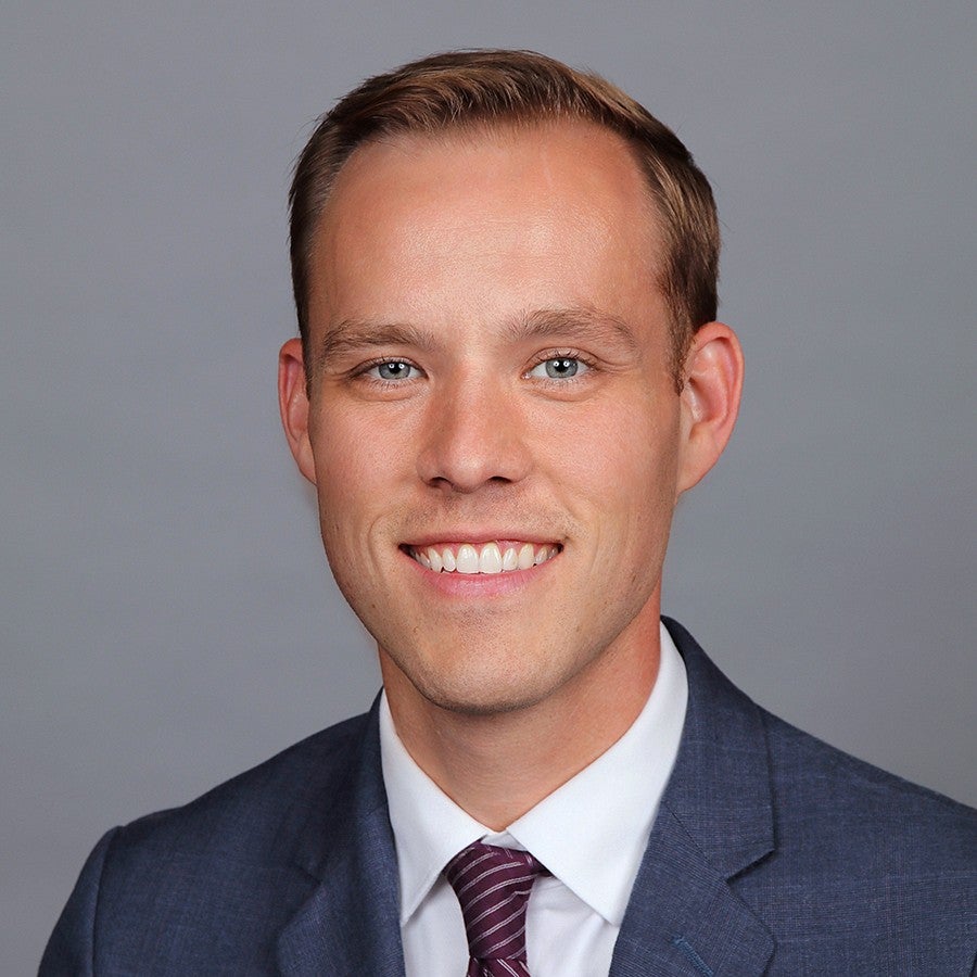 Oregon Executive MBA graduate Banning Hendriks