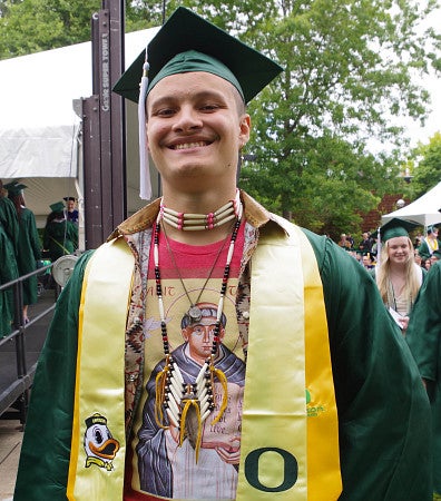 graduate poses outfit
