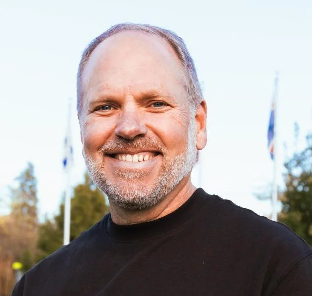 Portrait of Mike Hahn