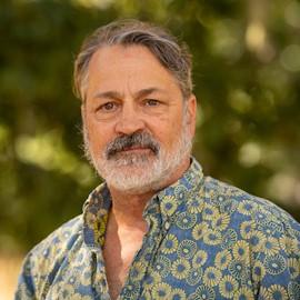 Portrait of Tom Mertes