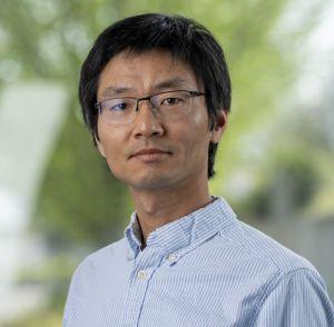 Portrait of Yefeng Shen