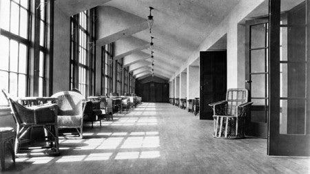 UO Gerlinger Hall Sun Porch date unknown