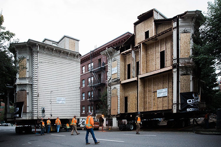 Morris Marks House in transit