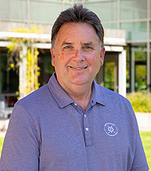 headshot of Chris Krabiel