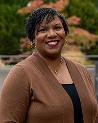 professional headshot of Jennifer Scurlock