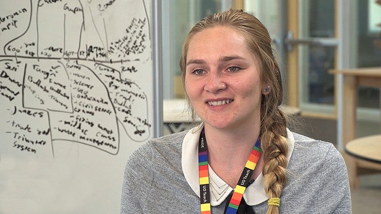 UO student teacher in science education
