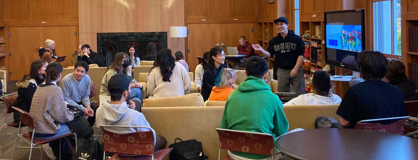 UO community at the Mills Center