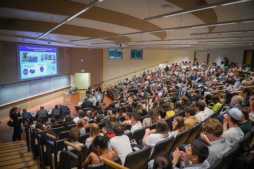 the full room at three minute thesis competition
