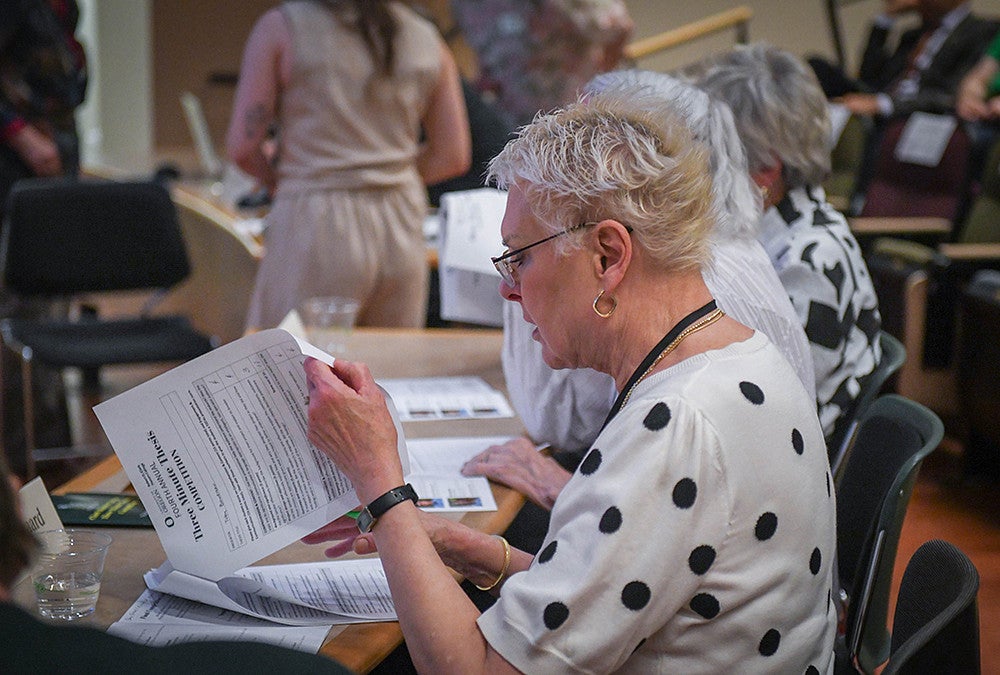 mary overgaard judging at three minute thesis