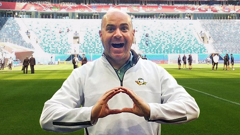 John Strong throws the O