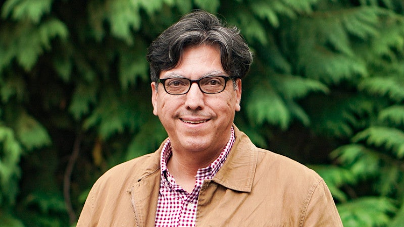 portrait of Christopher Chávez