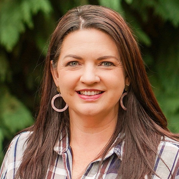 portrait of Kelli Matthews