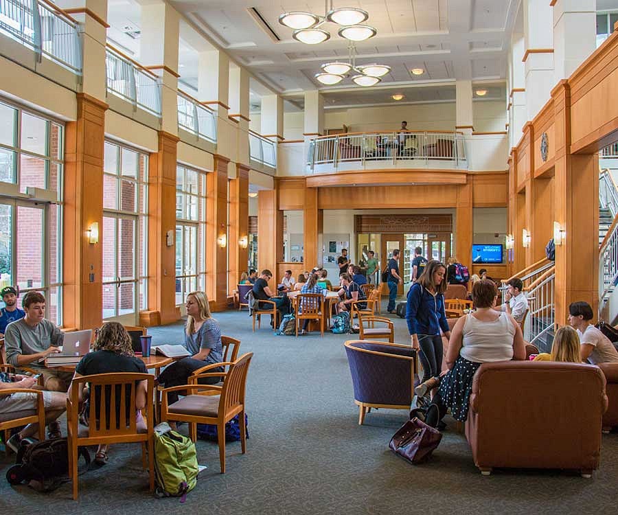 Law Students in Wayne Morse Commons